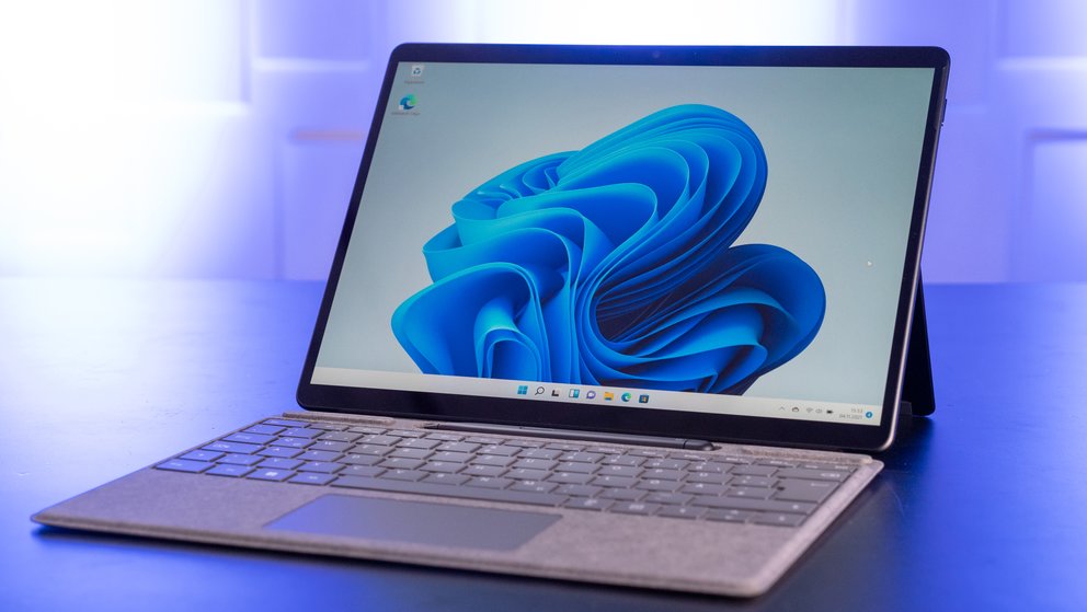 Surface Pro 8 w teście: Nowy design robi decydującą różnicę