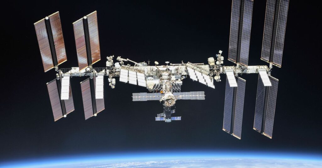 Rosja twierdzi, że zawiesi współpracę ISS do czasu zniesienia sankcji