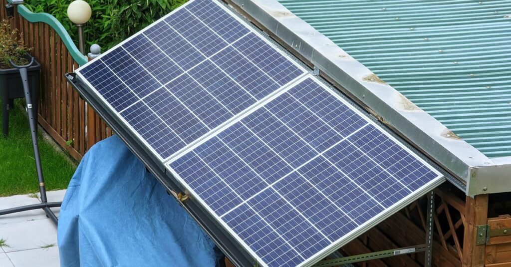 600 watowy system słoneczny: tyle pieniędzy zaoszczędziłem w ciągu jednego roku dzięki elektrowni balkonowej