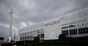 Setki pracowników SpaceX podpisało list potępiający zachowanie Elona Muska