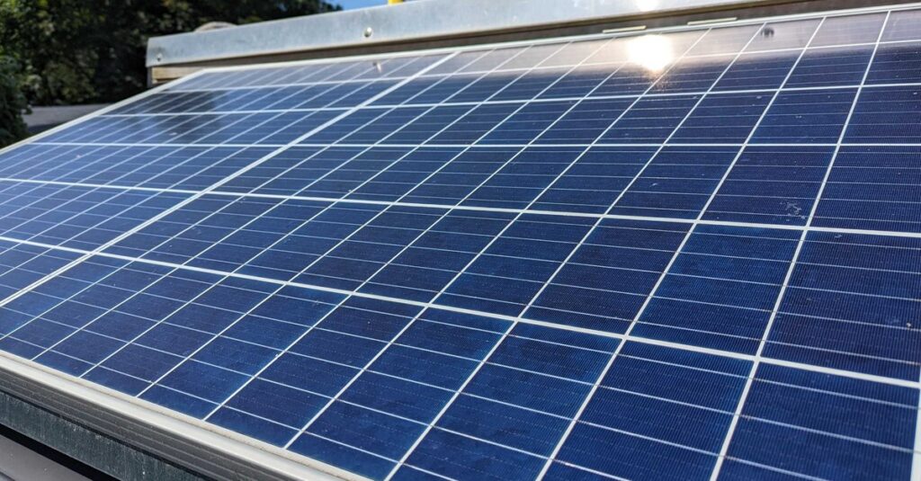 Elektrownia balkonowa z baterią: generator słoneczny sprawia, że ​​niemożliwe staje się możliwe