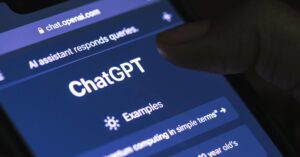 Czy ChatGPT jest bezpieczny?  Problemy i zagrożenia związane z chatbotem