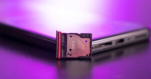 Amazon sprzedaje duże karty pamięci Samsung w specjalnej cenie