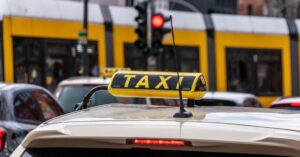 Aby uratować taksówki: niemieckie miasto wkracza na nowe szlaki