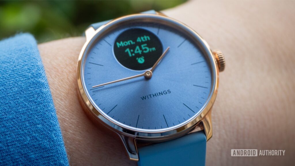 Withings Scanwatch Light to smartwatch dla tych, którzy go nie chcą