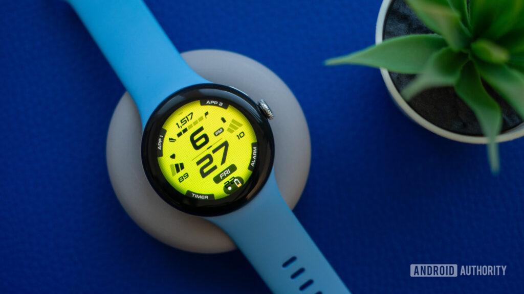 10 moich ulubionych tarcz zegarków Pixel Watch i Galaxy Watch