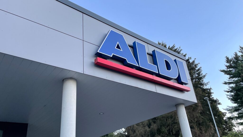 Za 79,99 euro: Aldi sprzedaje przydatny dodatek do telewizora