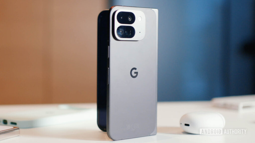 Zapisz 300 $ w Google Pixel 9 Pro Fold