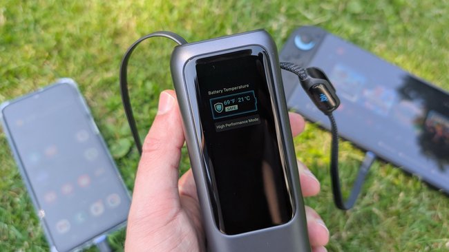 Anker Laptop Powerbank 25000 mAh Giga-04