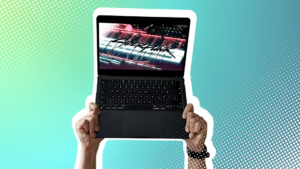 MacBook Air M4 naprawdę tani: Amazon przyciąga klientów Prime z najlepszą ofertą